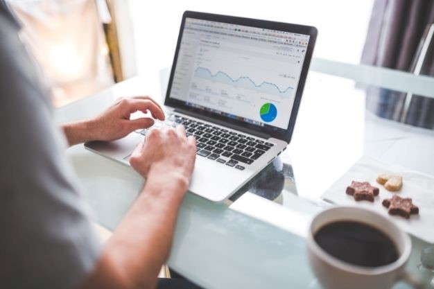 Why You Should Invest In Advertising & Marketing In 2022